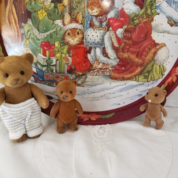 ❤ Lot of Vintage calico Critters 2 bears & Beaver ❤ - Picture 1 of 1